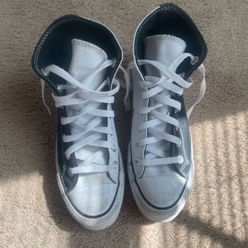 black and white platform converse